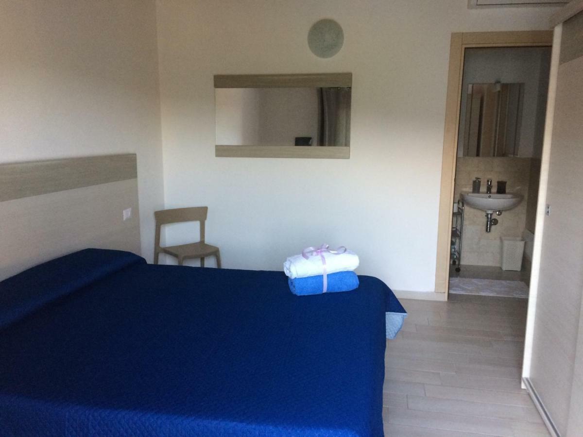 Sole&Sale Bed & Breakfast San Teodoro  Ngoại thất bức ảnh