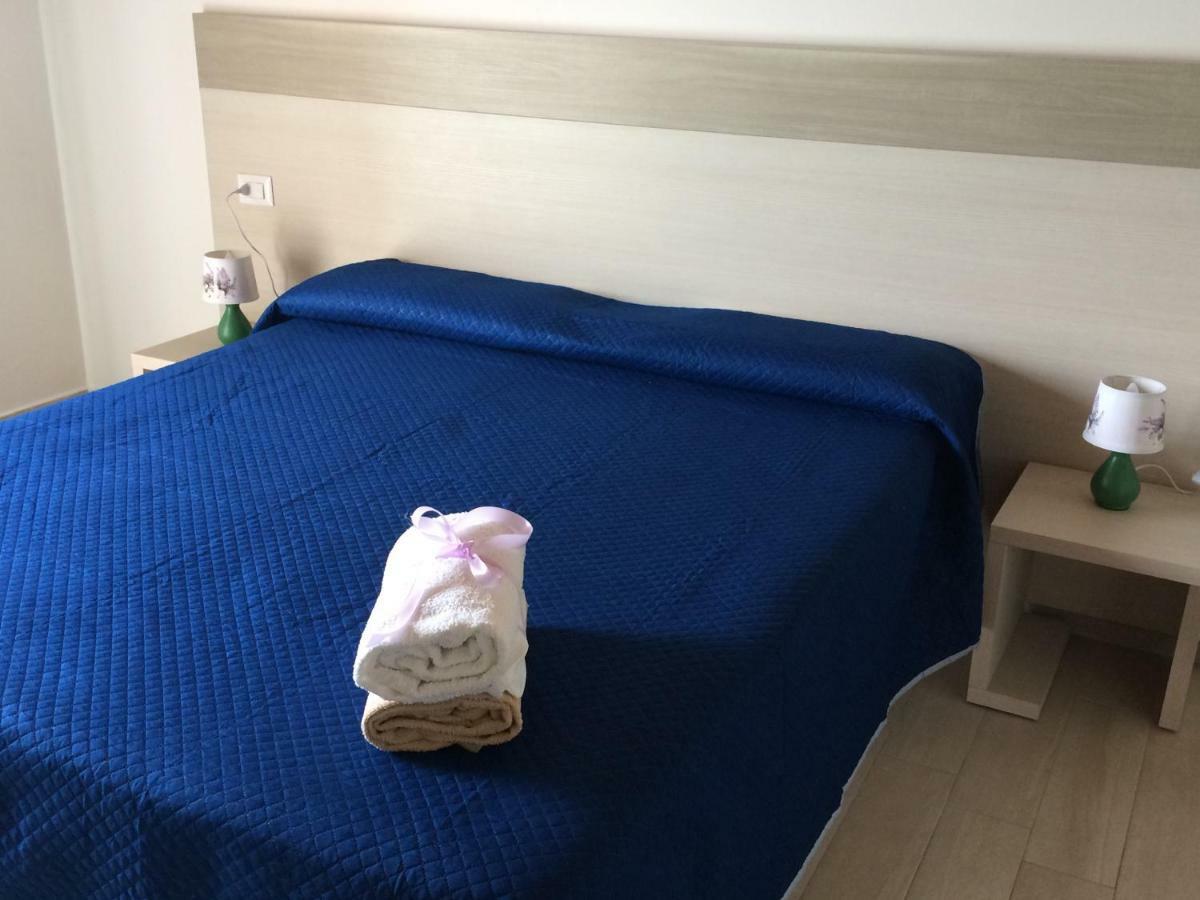 Sole&Sale Bed & Breakfast San Teodoro  Ngoại thất bức ảnh